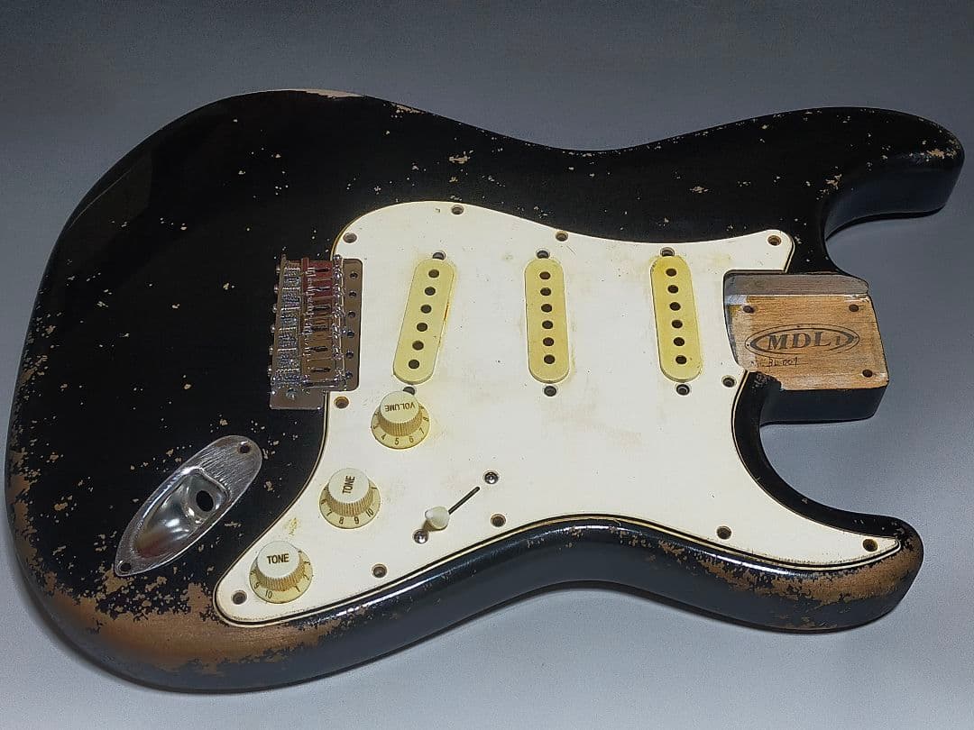 (問合せページ)MJT カスタムショップ ギターレリックの相談ページです