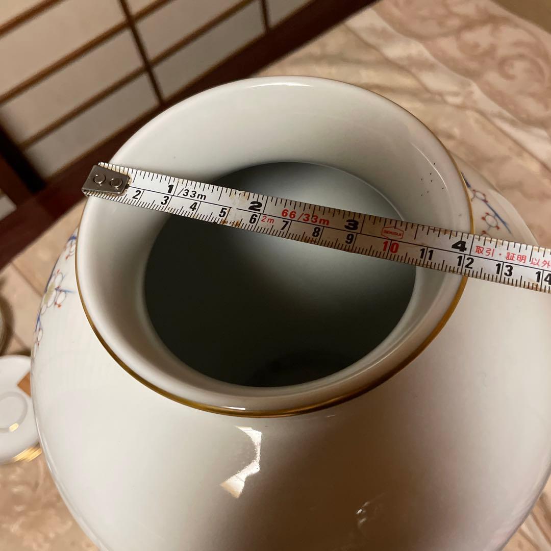 美術有田焼　宮内庁御用達　深川製　花柄陶器花瓶 青白