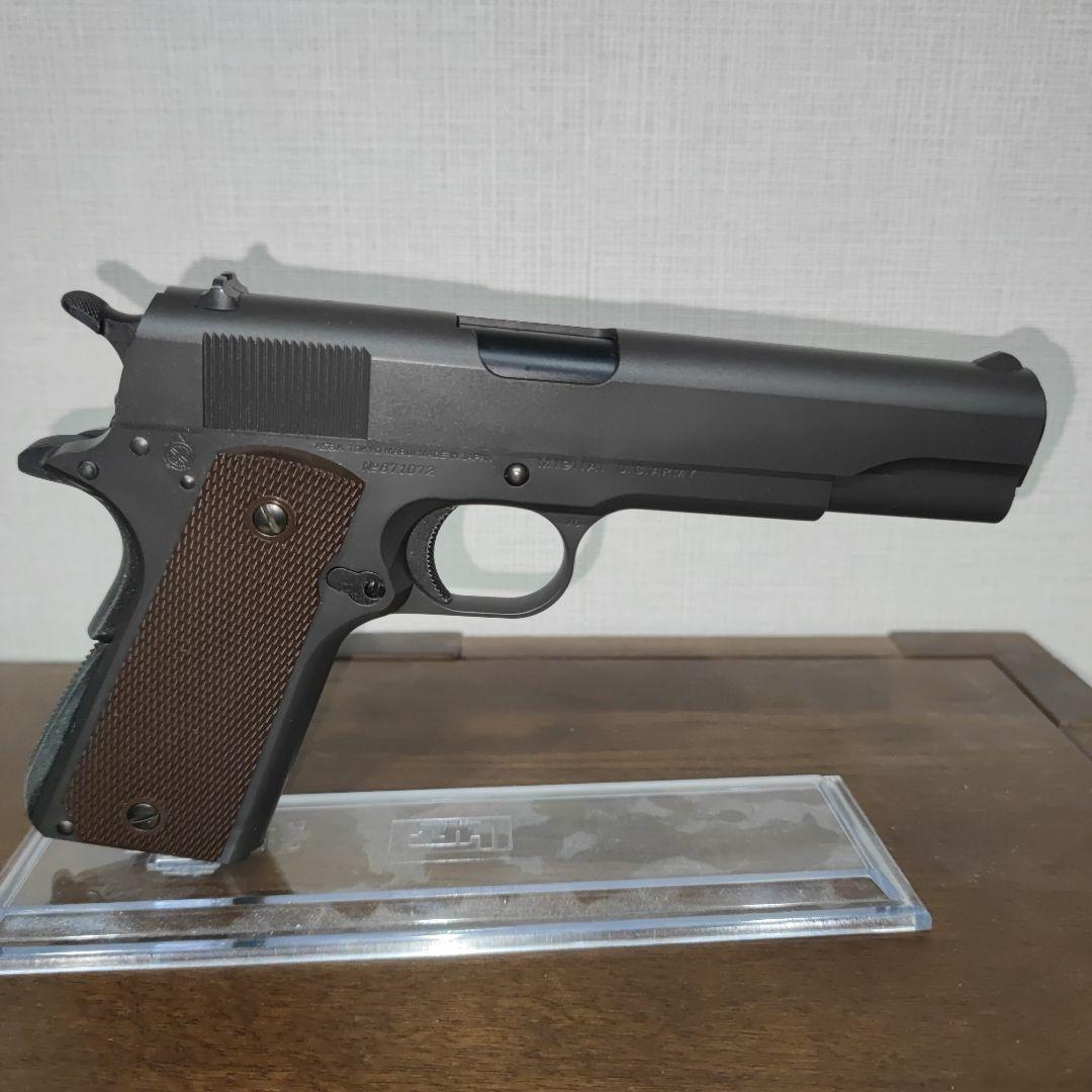 東京マルイ ガスブローバック M1911A1 スペアマガジンつき