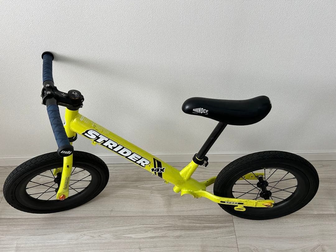 ストライダー14x カーボンカスタム