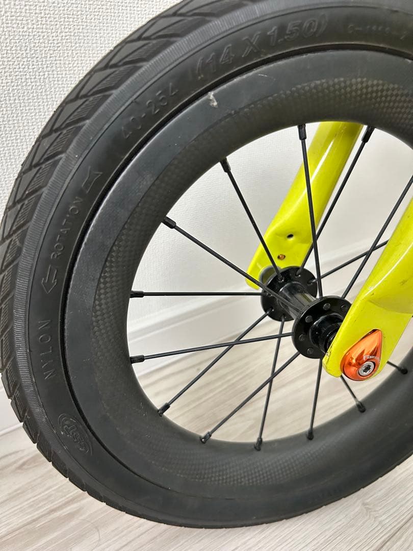 ストライダー14x カーボンカスタム