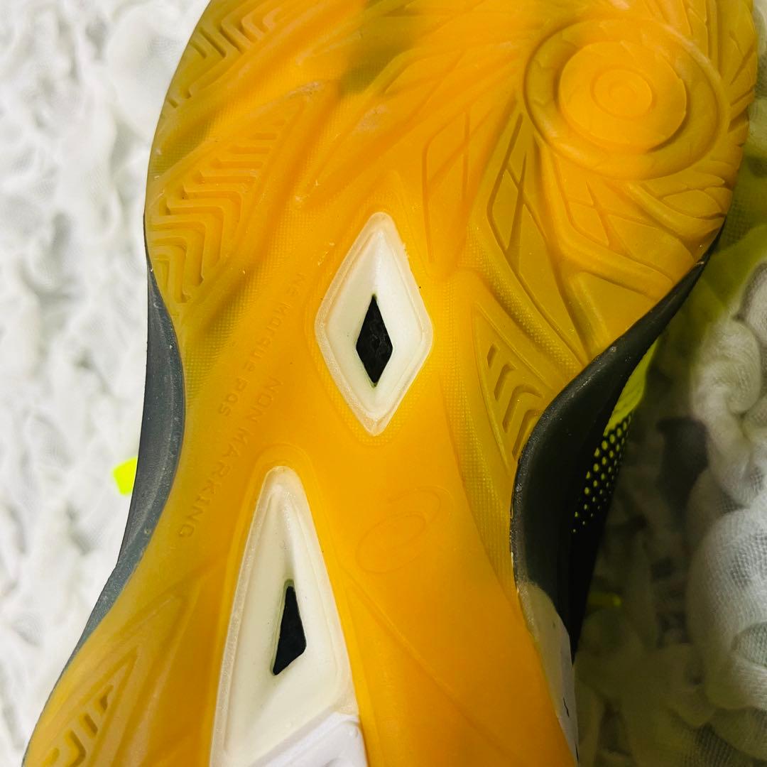 asicsアシックス デスタッキDESTAQUEフットサルシューズ6J 24.5