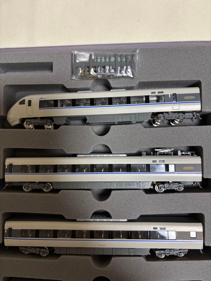 KATO 10-345+10-326 681系サンダーバード　9両編成