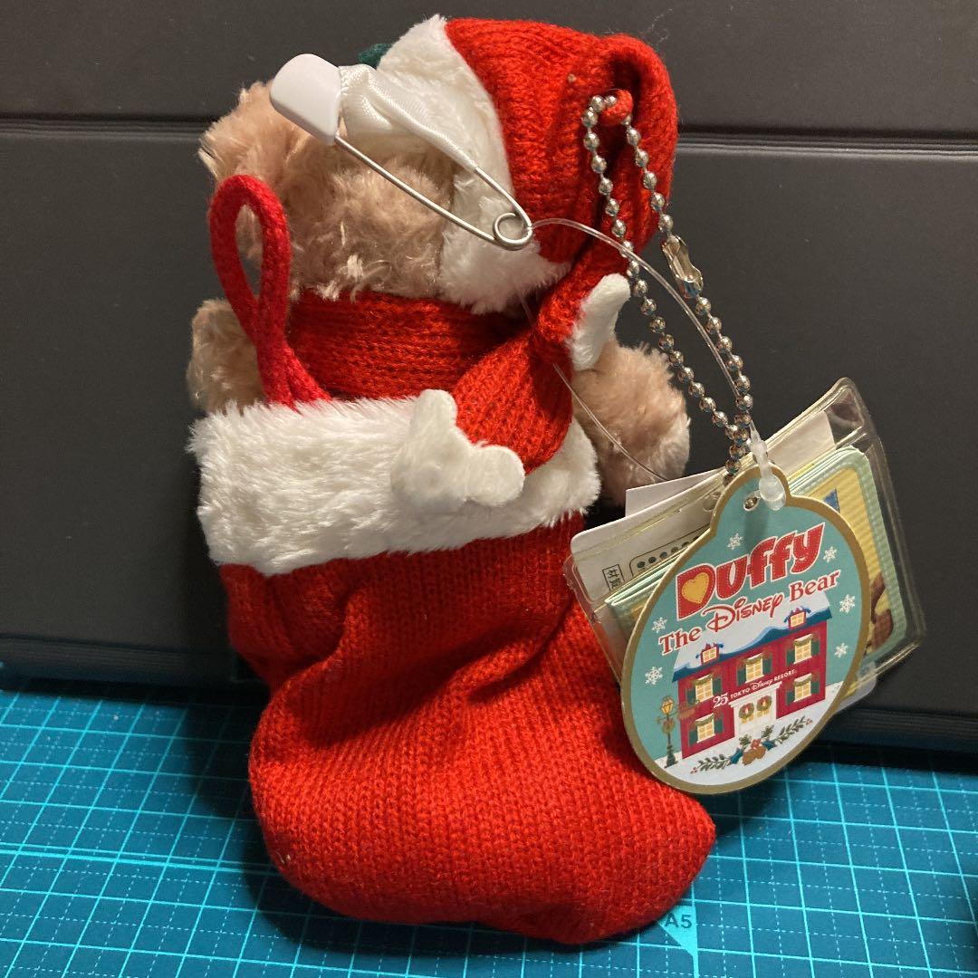 TDSディズニーリゾート25周年クリスマスダッフィー ぬいぐるみバッジ