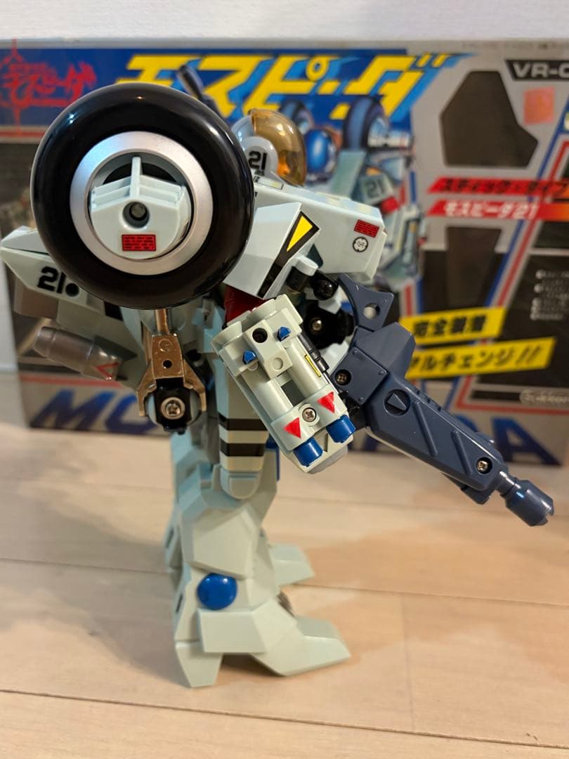 モスピーダ VR-052F 変形ロボット