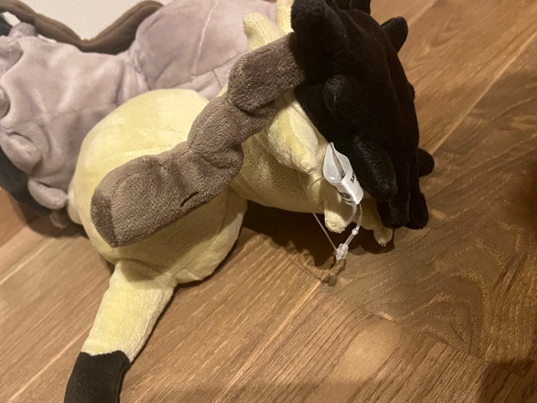 pokemon ポケモン　ポケモンセンター　ミミッキュ　色違い　レア　ぬいぐるみ