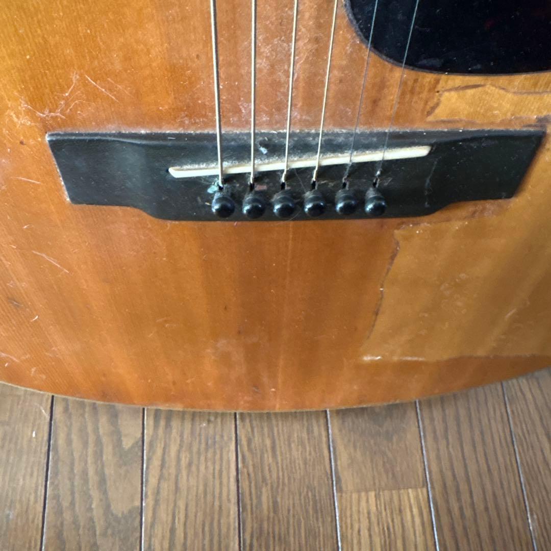 YAMAHAアコースティックギター　赤ラベルFG１１０