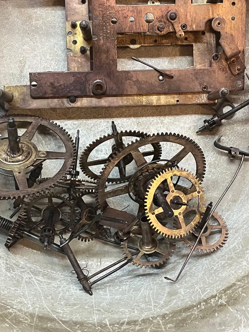 アメリカ製ゼンマイ式掛け時