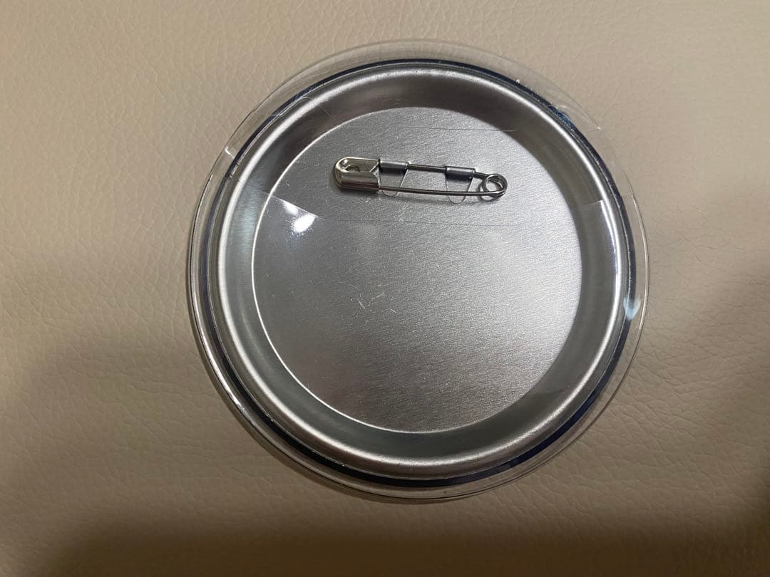 【冨岡義勇】【真菰　錆兎】缶バッチ　2つセット