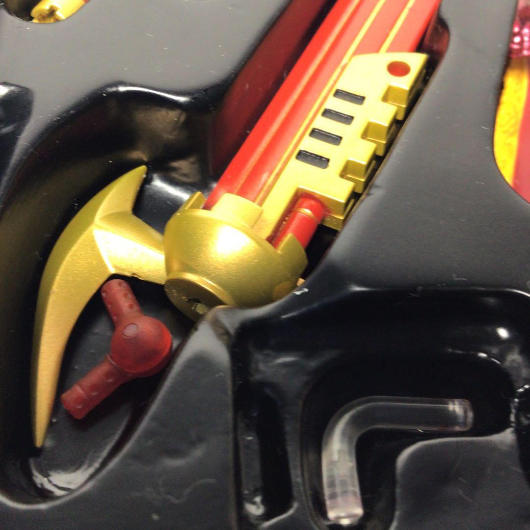 希少品モンスターハンターリボルテックカイザーX装備