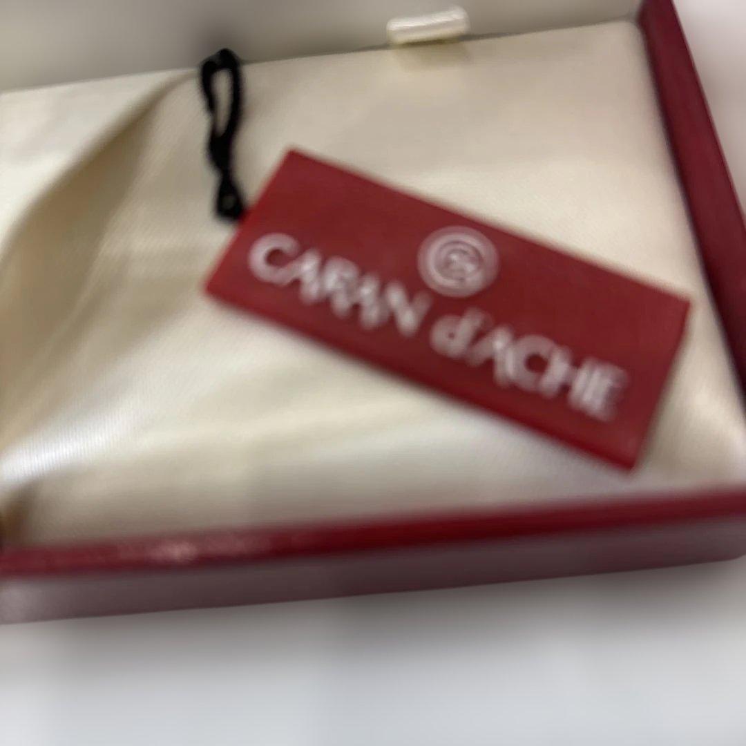 匿名発送カランダッシュ エクリドール シェブロン ノック式 ゴールドカラー美品