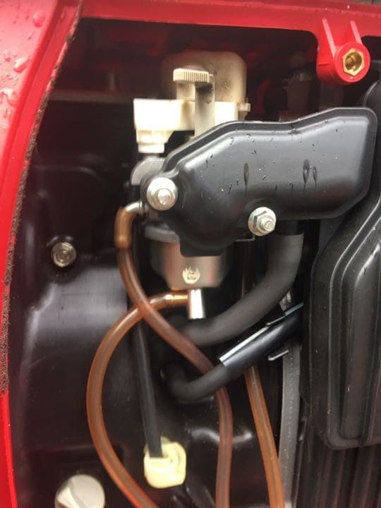 ホンダEU 16 発電機　オイル交換用アダプター付き