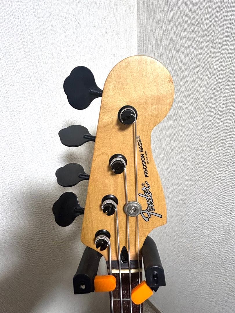 Fender Japan エレキベースギターPB-43. BLK custom
