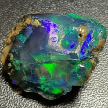 【30CT】　エチオピア　オパール　原石　青　緑　鉱物標本　ウェロ産