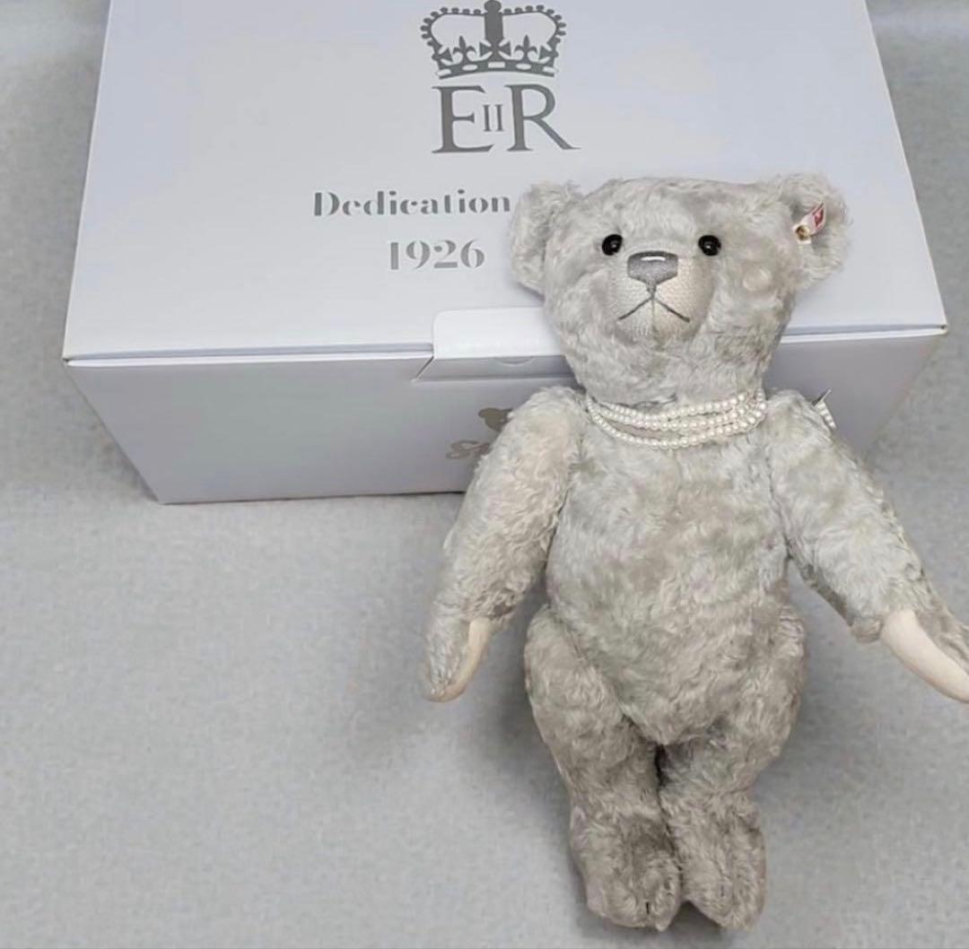 【極美品】シュタイフ エリザベス女王 追悼限定 テディベア 箱付き