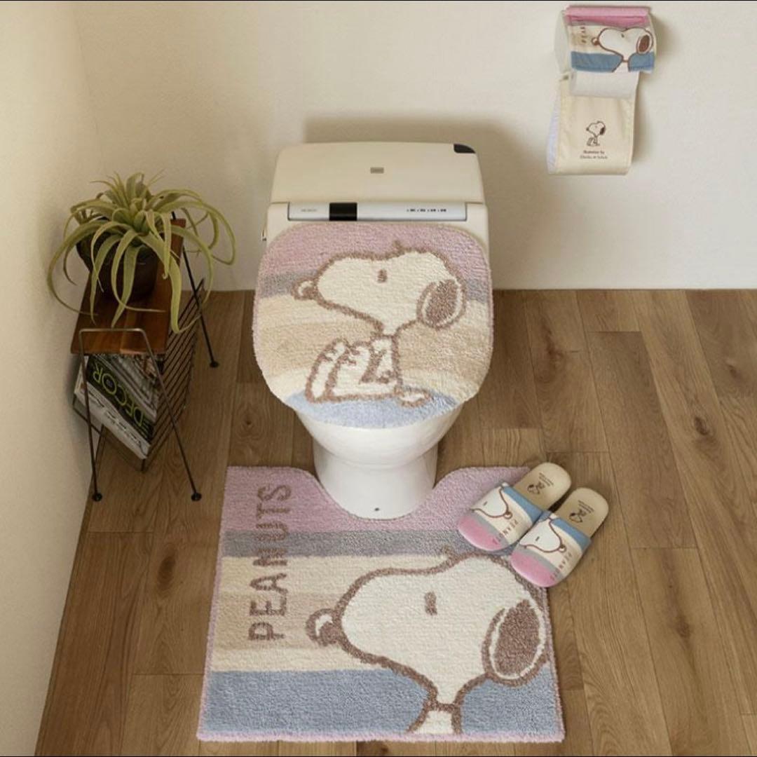 11日迄大特価　ピンク色　PEANUTS スヌーピー トイレマットセット　新品