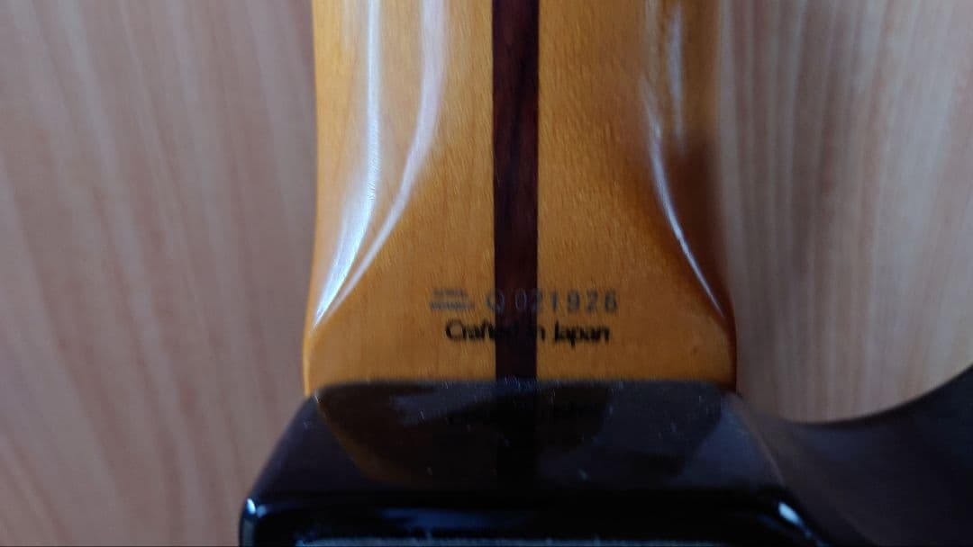 フェンダー フレットレスカスタム プレジションベース