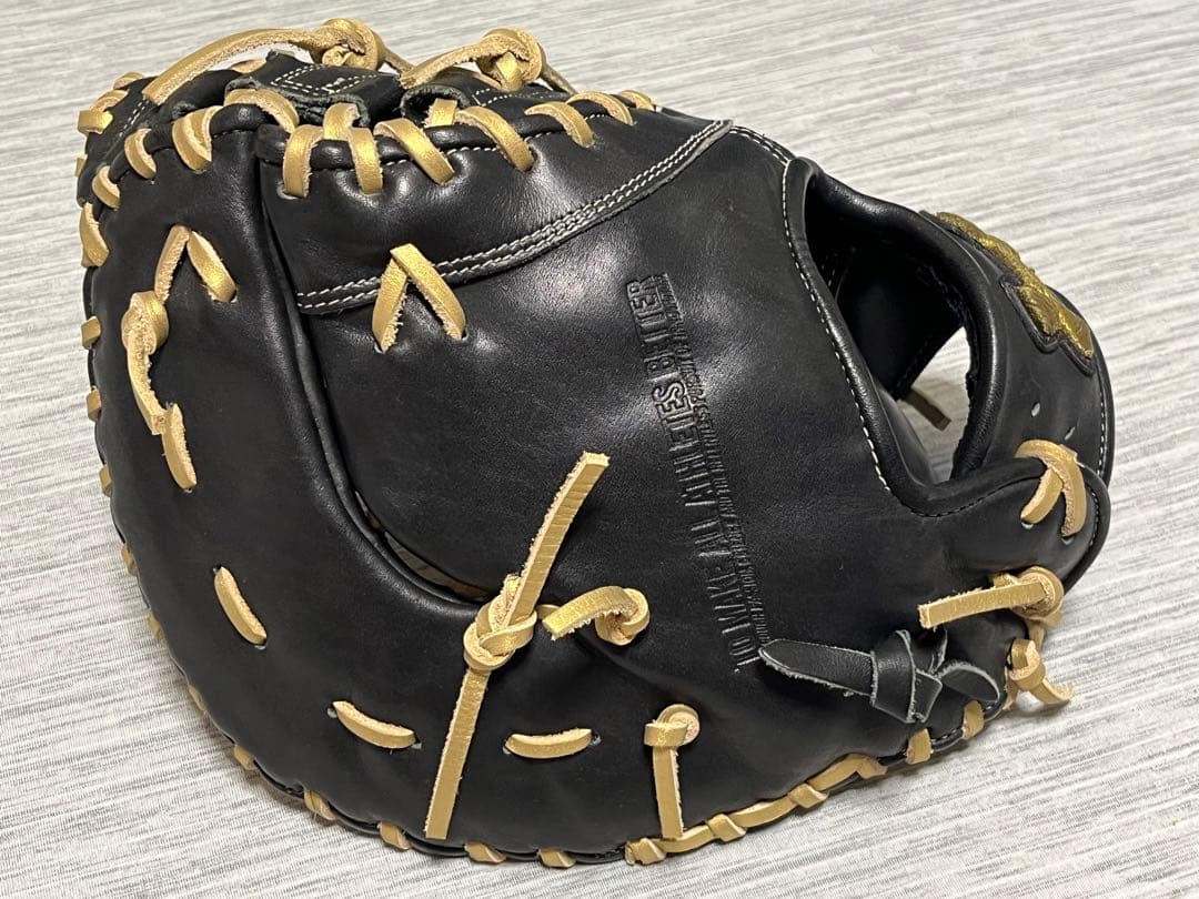 Under Armour 軟式　ファーストミット　全紐交換