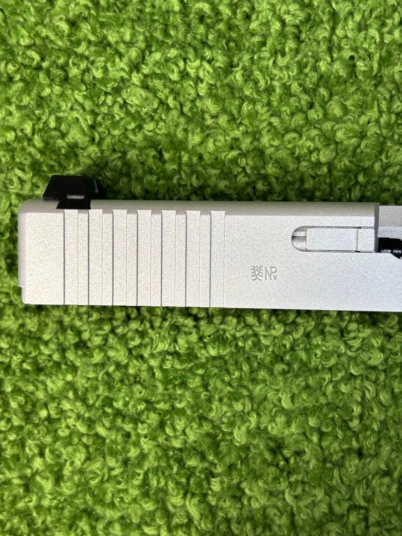 サイドアームズ　東京マルイ グロック17 Gen3 セラコートシルバースライド