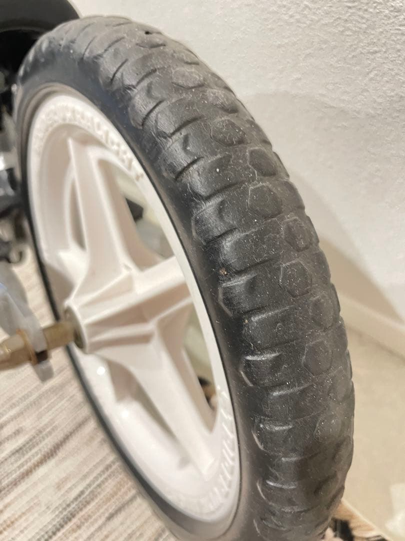 STRIDER PRO バランスバイク シルバー　旧モデル