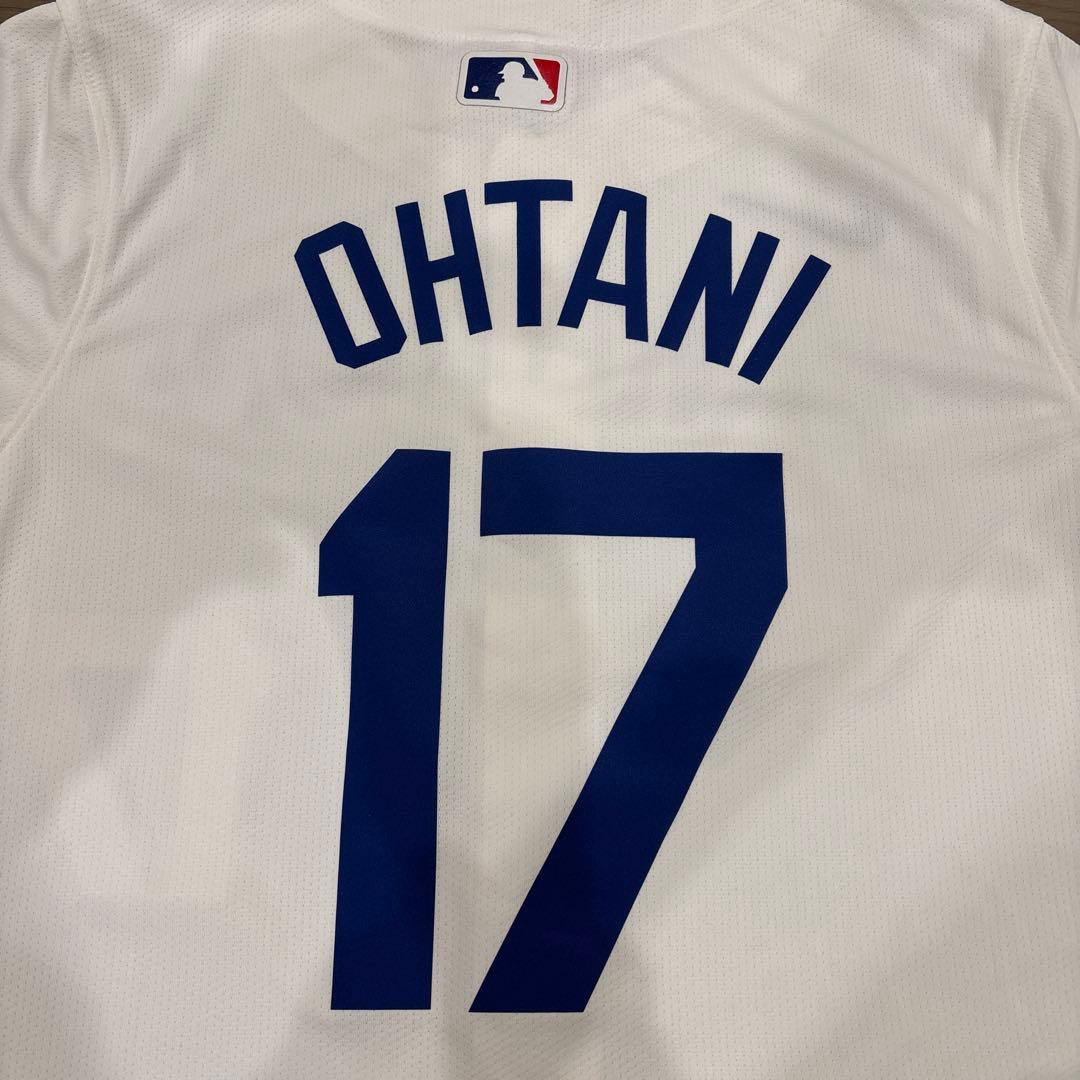 ドジャース　大谷翔平ユニホーム　ホワイト　Mサイズ