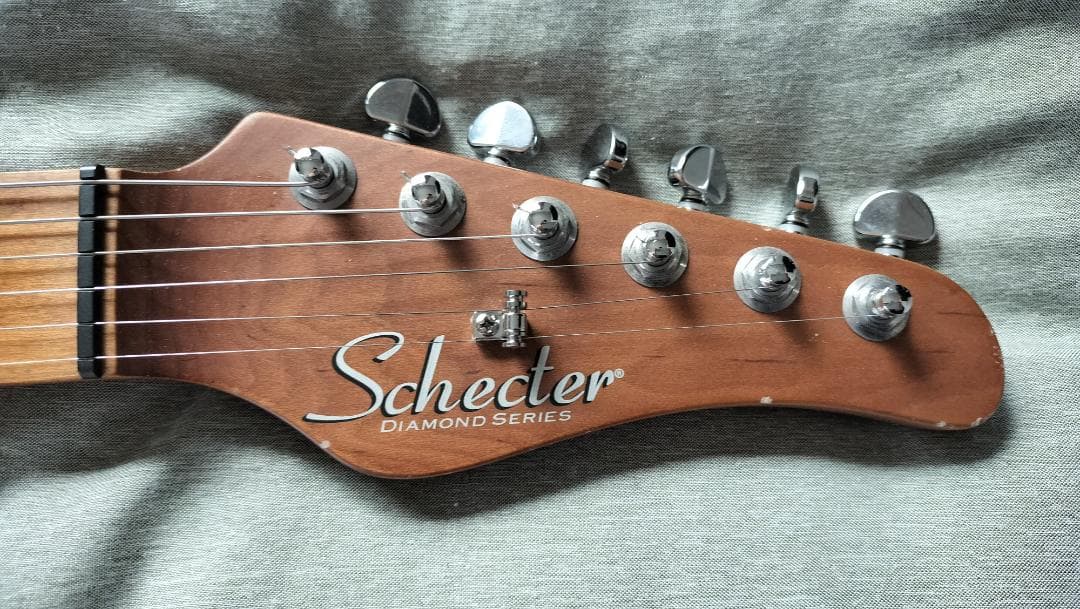 ギター SCHECTER Nick Johnston Traditional HSS