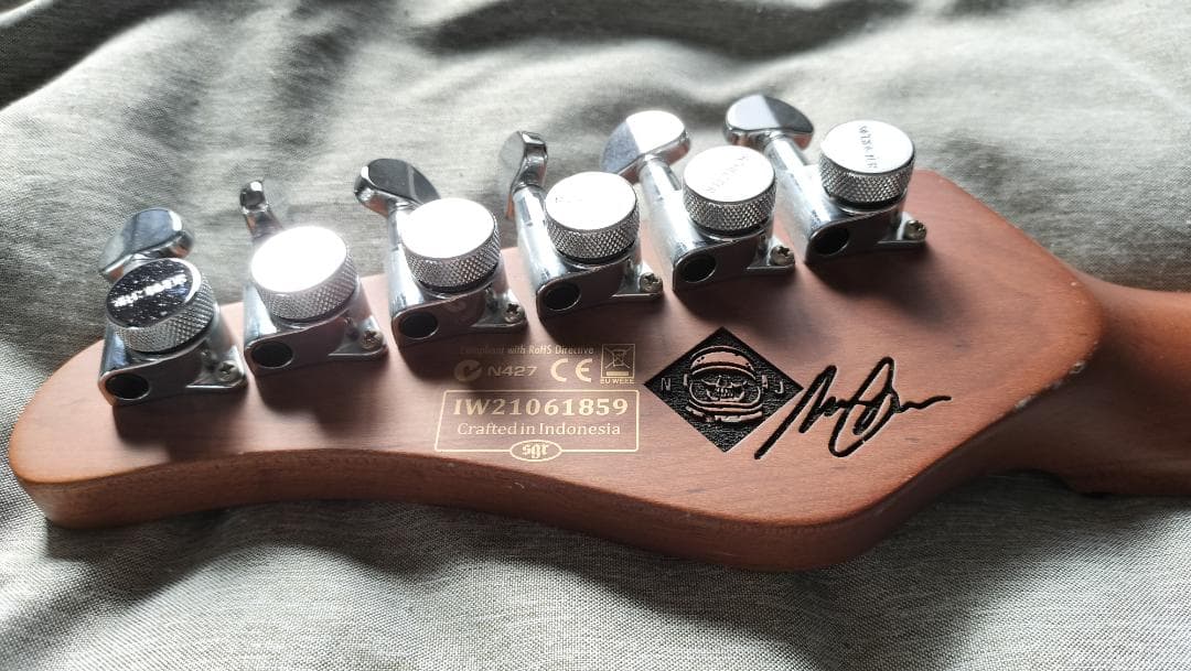 ギター SCHECTER Nick Johnston Traditional HSS