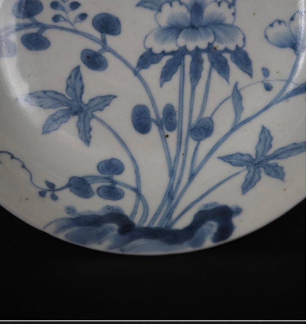 送料無料　『大明成化年製』古伊万里花虫文染付皿　希少