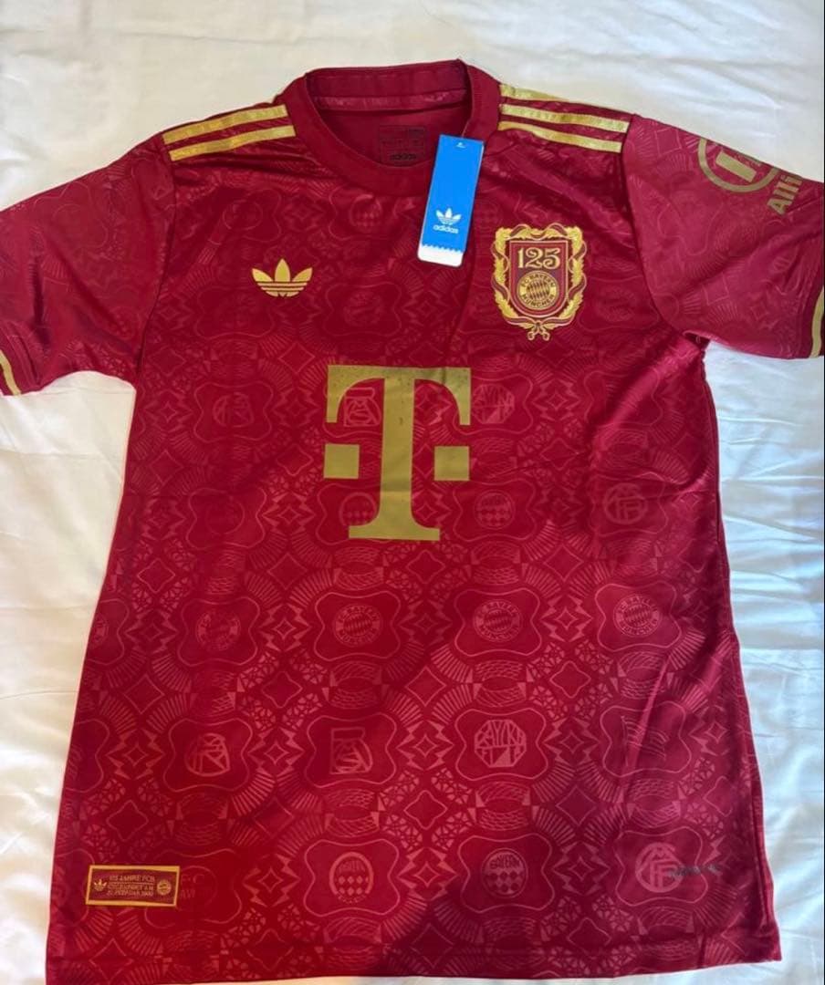 バイエルンミュンヘン 125周年　ユニフォーム　サッカー