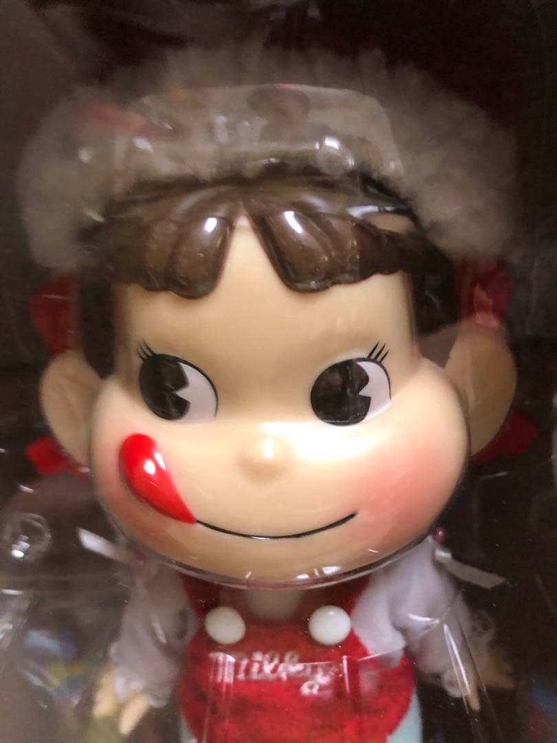 新品未開封未使用！ペコちゃん 1951年クリスマスフィギュア当時物レア