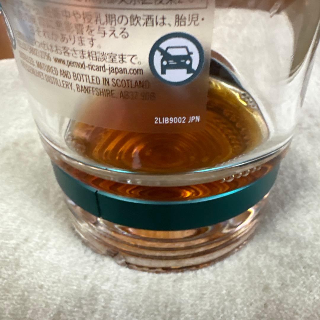 グレンリベット40年　 購入価格60万空瓶に近いけどちょっとだけ味わえます。