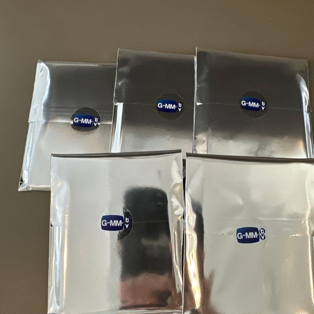 ナナナ　Boysランダムカード新品未開封　5パック