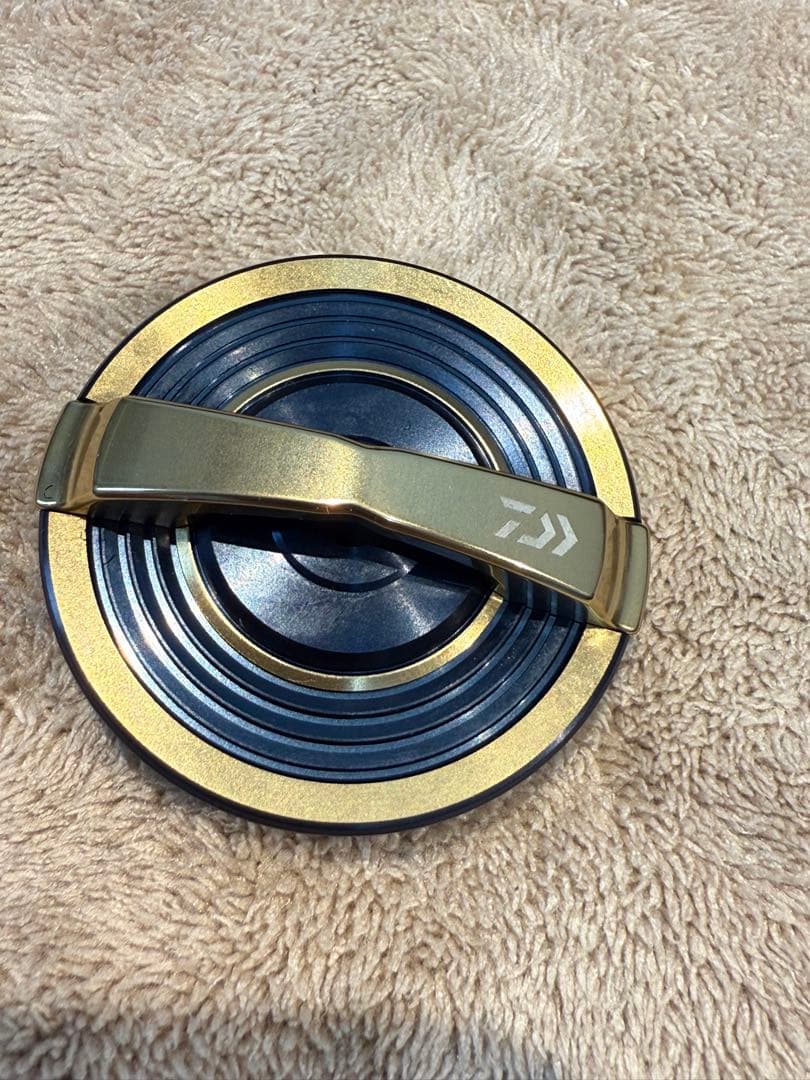 新品　20SALTIGA 14000-P スピニングリール