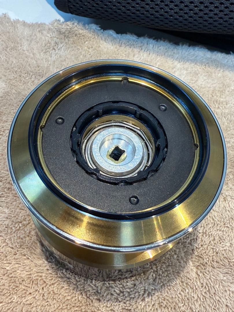 新品　20SALTIGA 14000-P スピニングリール