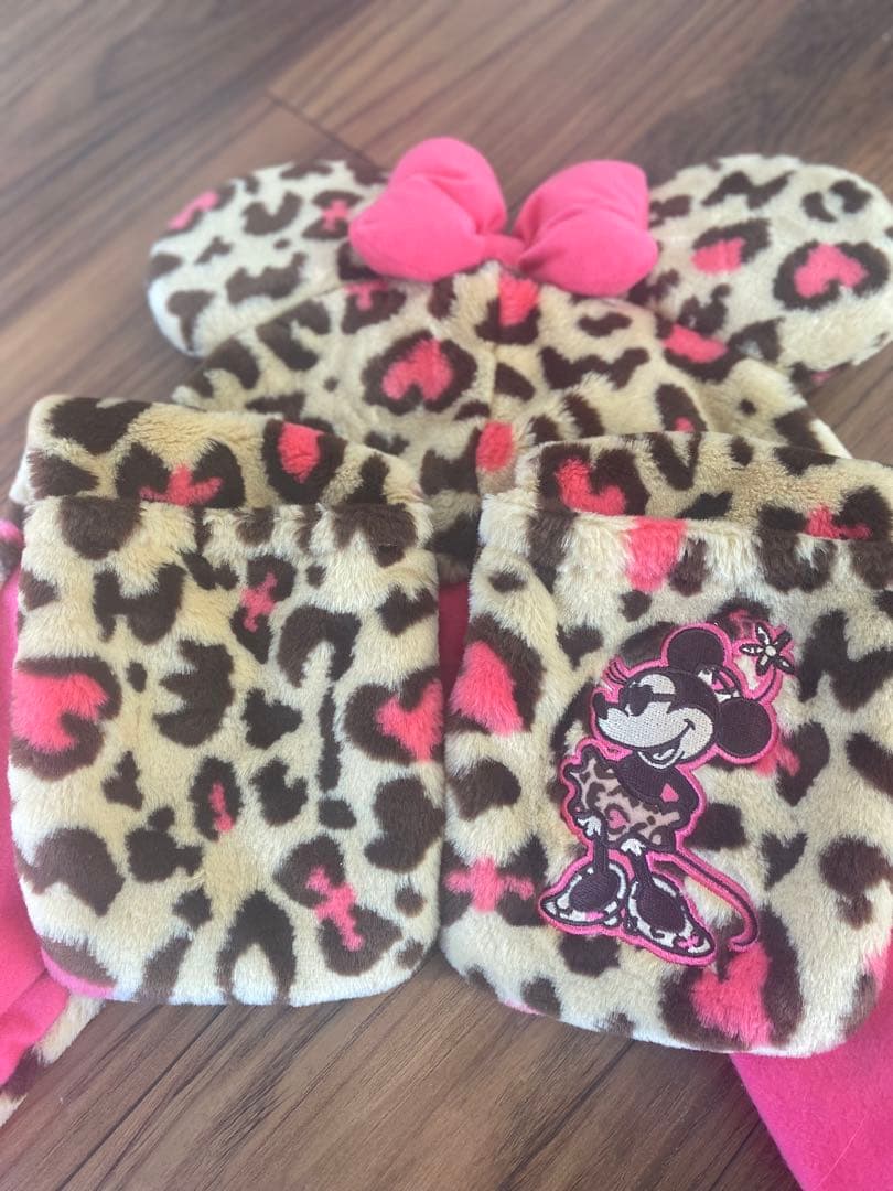 ❤︎　ミニー　ヒョウ柄マフラーキャップ ファンキャップ