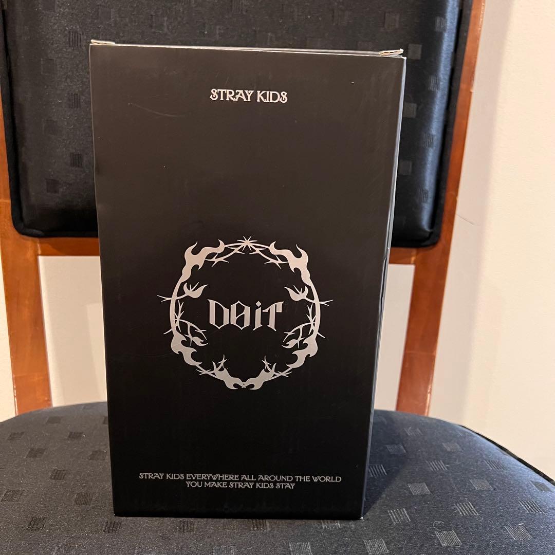 straykids ヒョンジン DOIT yizhiyu ポップアップ 保温マグ