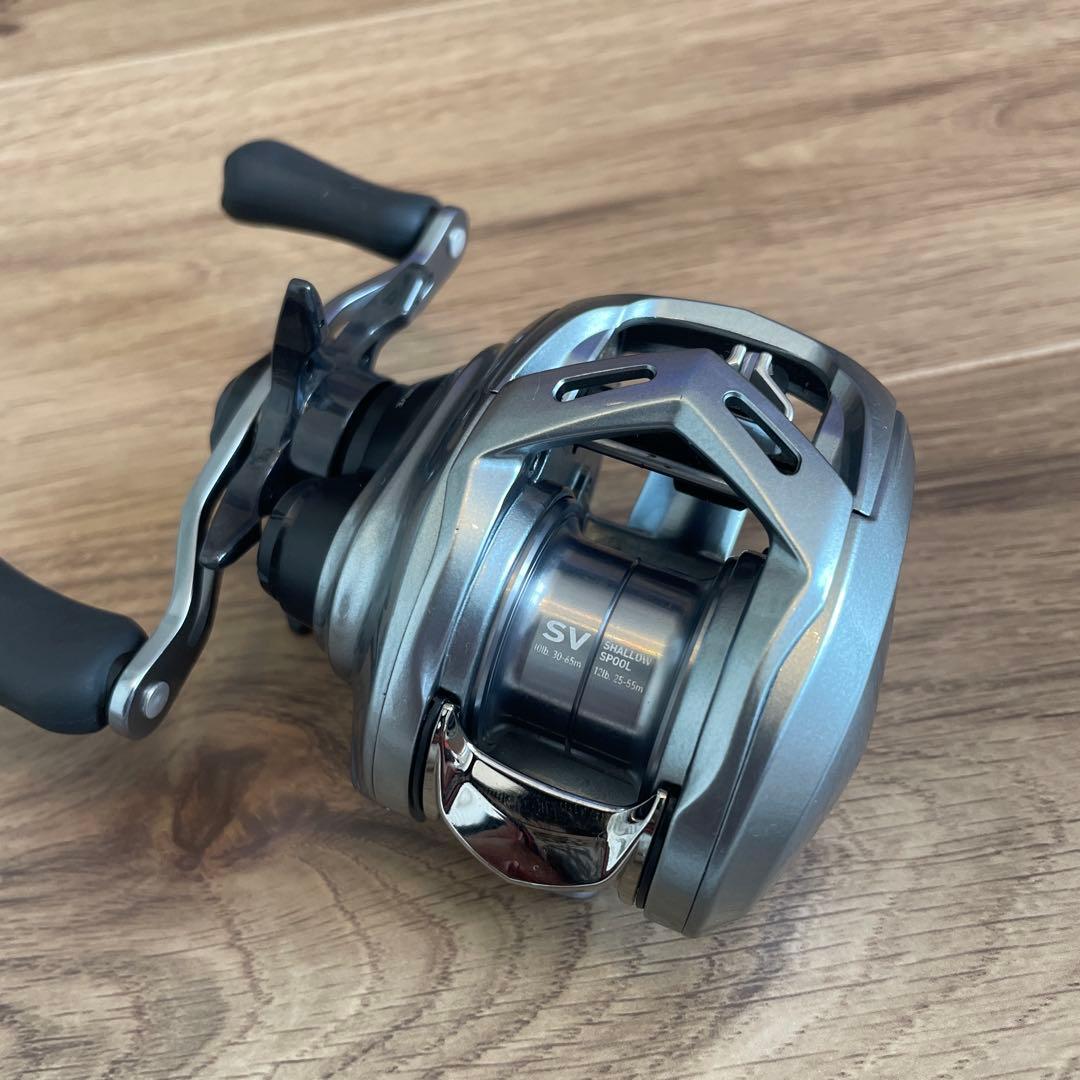 トムSV シルバー ベイトリール