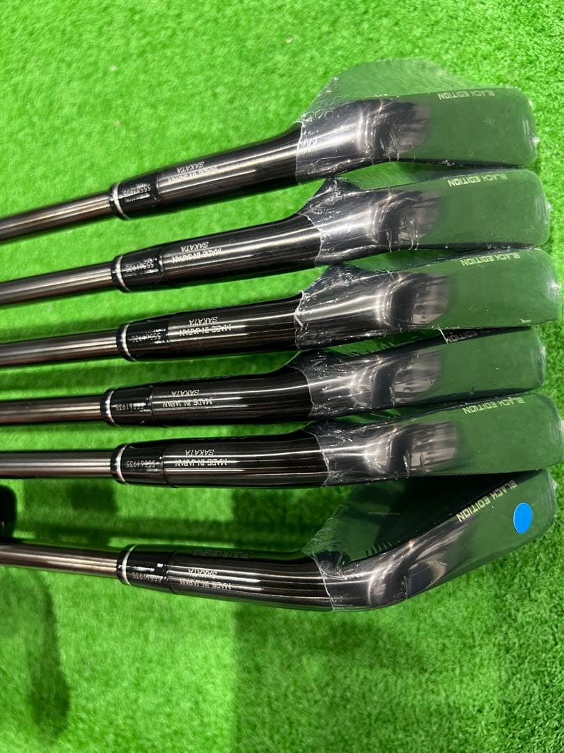 ホンマT//WORLD V BLACK EDITION IRON アイアン