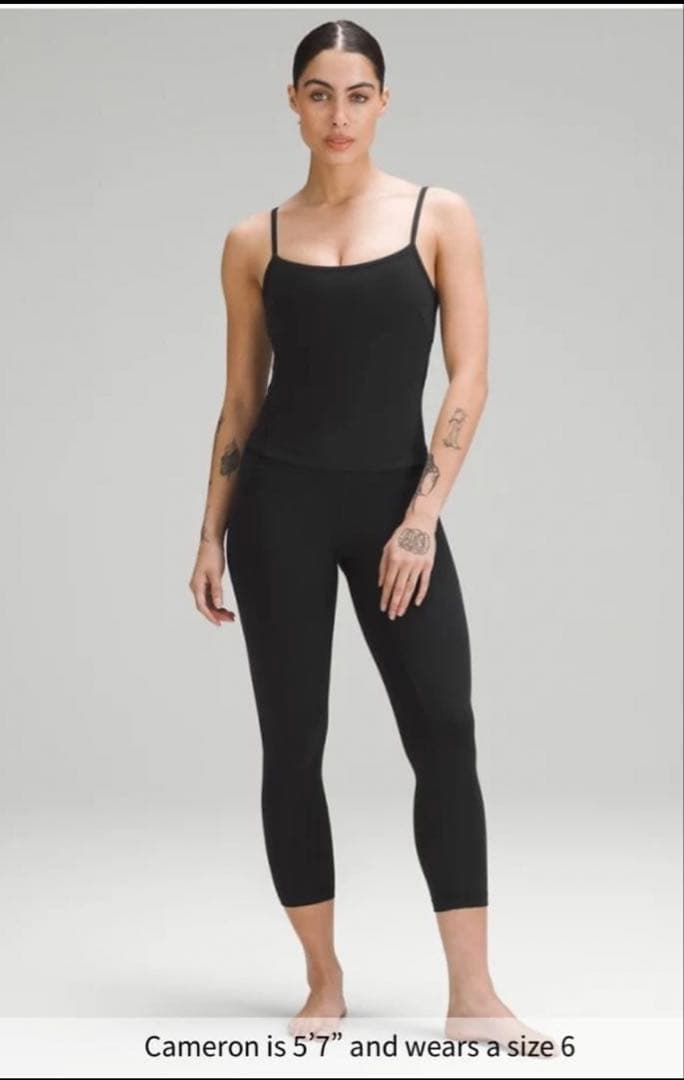 ルルレモンLululemon 黒 Nuluクロスバックタンクトップキャミサイズ4