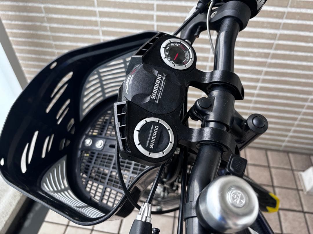 【ブジン:直接取引のみ】ブリジストン クロスファイヤー　22インチ