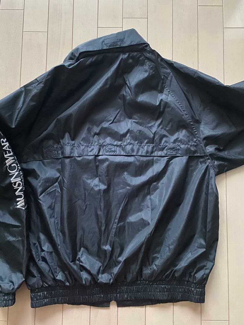 Munsingwear マンシング ブラック ナイロン ジャンパー