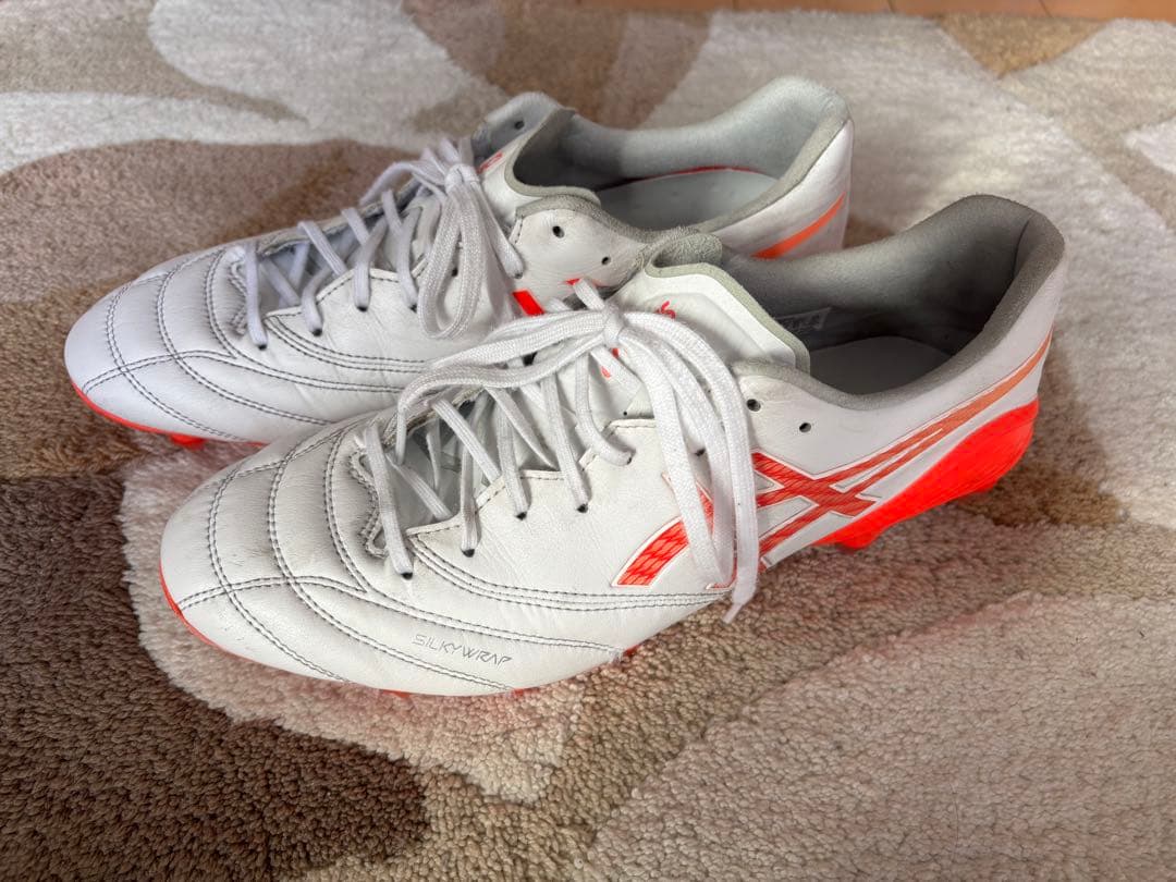 中古美品⭐︎ASICS DS LIGHT X-FLY 6サッカーシューズ27.5