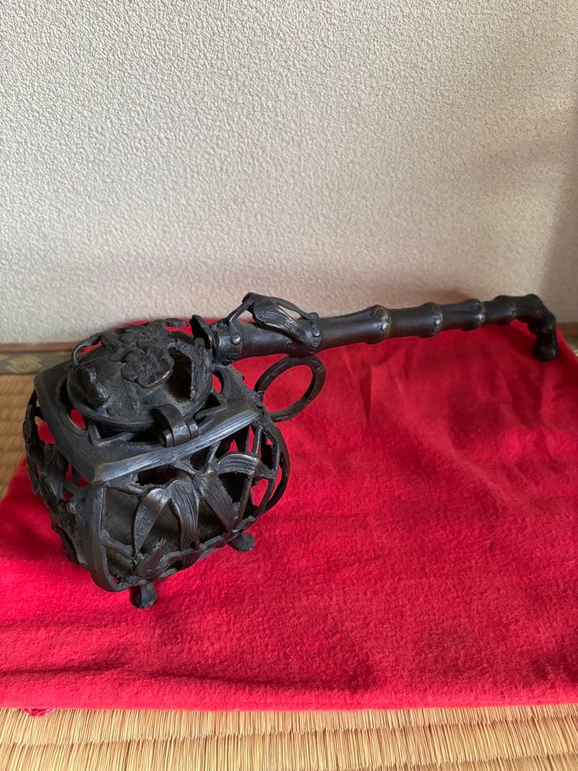 鉄製装飾的な墨入れ器具 日本製