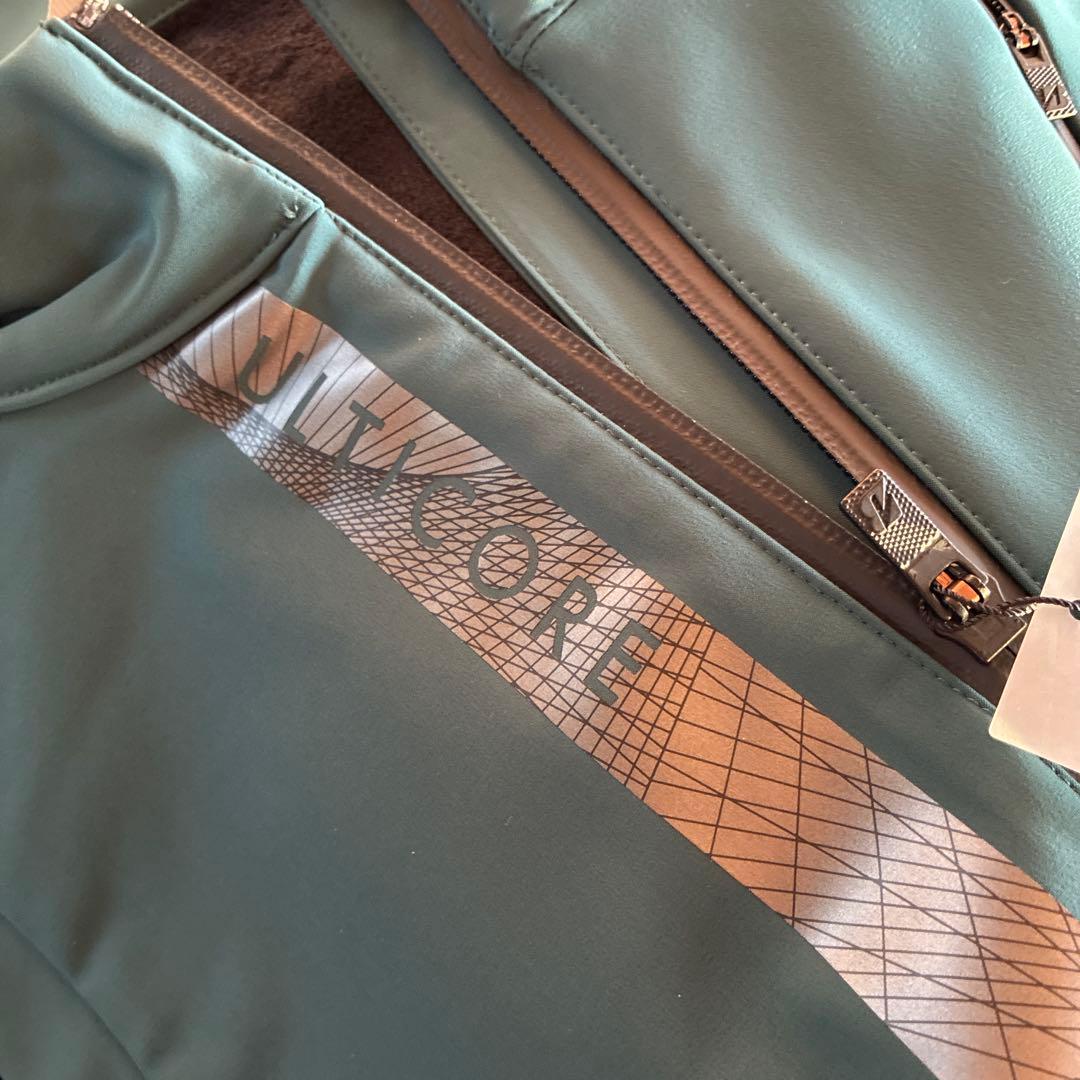 ブリヂストンゴルフ　　　　　　　　　ツアーB グリーン ベスト Mサイズ　新品