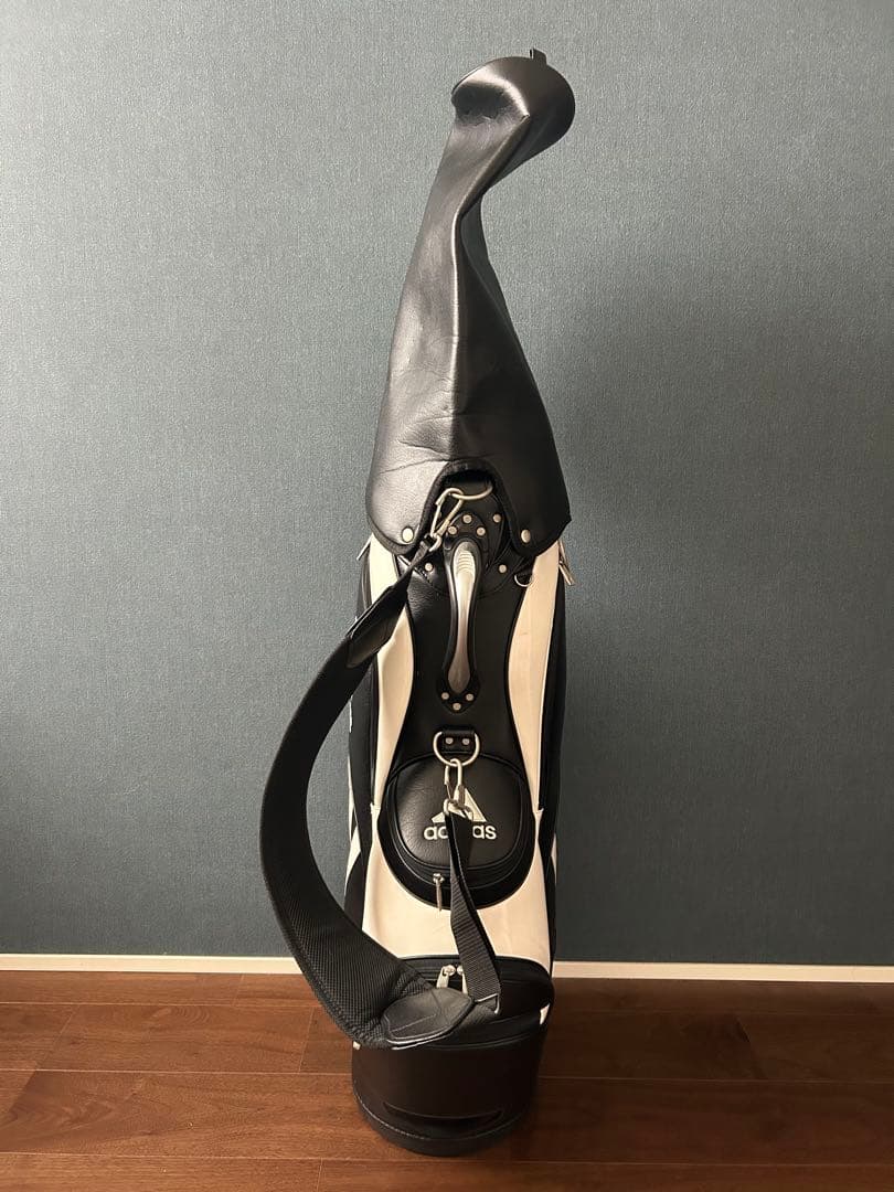 adidas キャディバッグ 黒/白