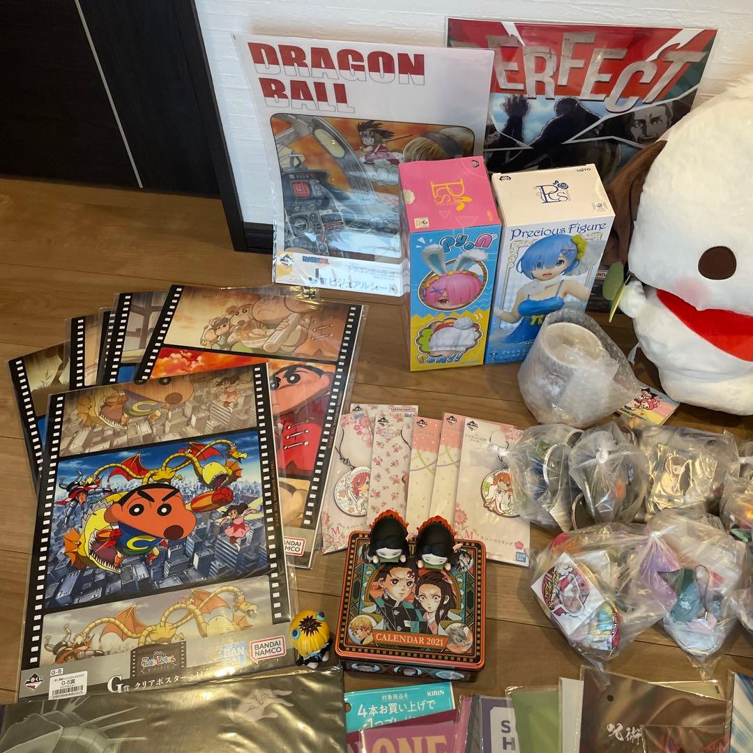 雑貨　アニメグッズ　大量　300点以上　まとめ売り　140サイズ