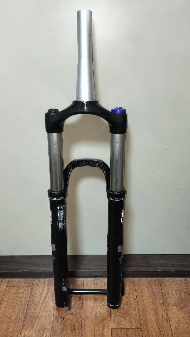 【送料無料】 RockShox Recon silver 130 サスペンション