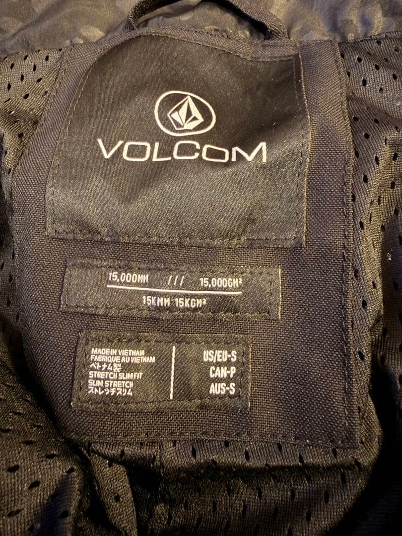 ボルコム　スノーボード　オーバーオール　ブラック