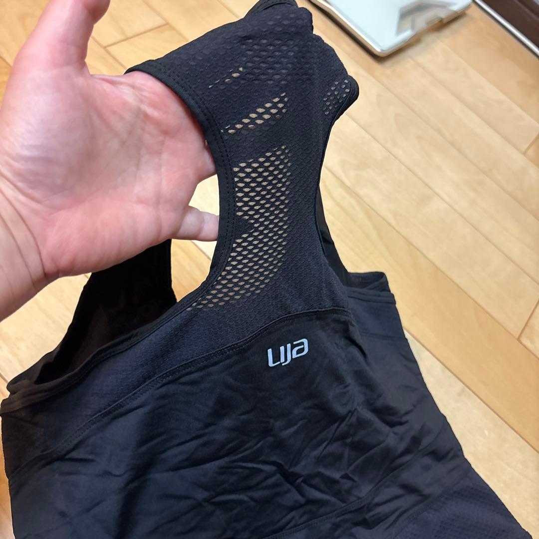 LIja リージャ　テニスウェア　ブラックタンクトップスカート