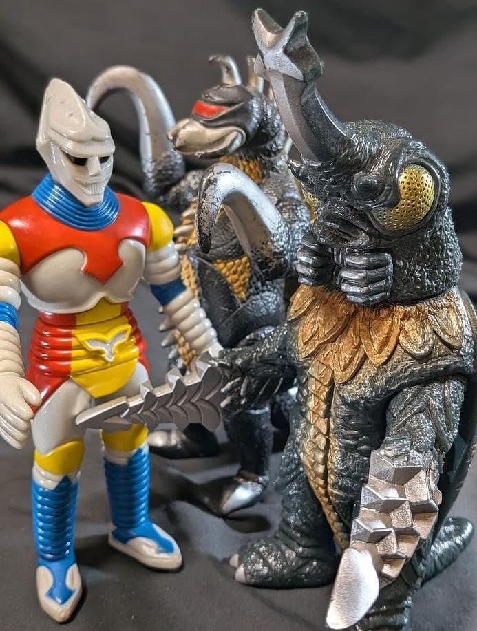 ジェットジャガー・メガロ・ガイガン（バンダイ）昭和ゴジラ登場怪獣 ソフビ３体